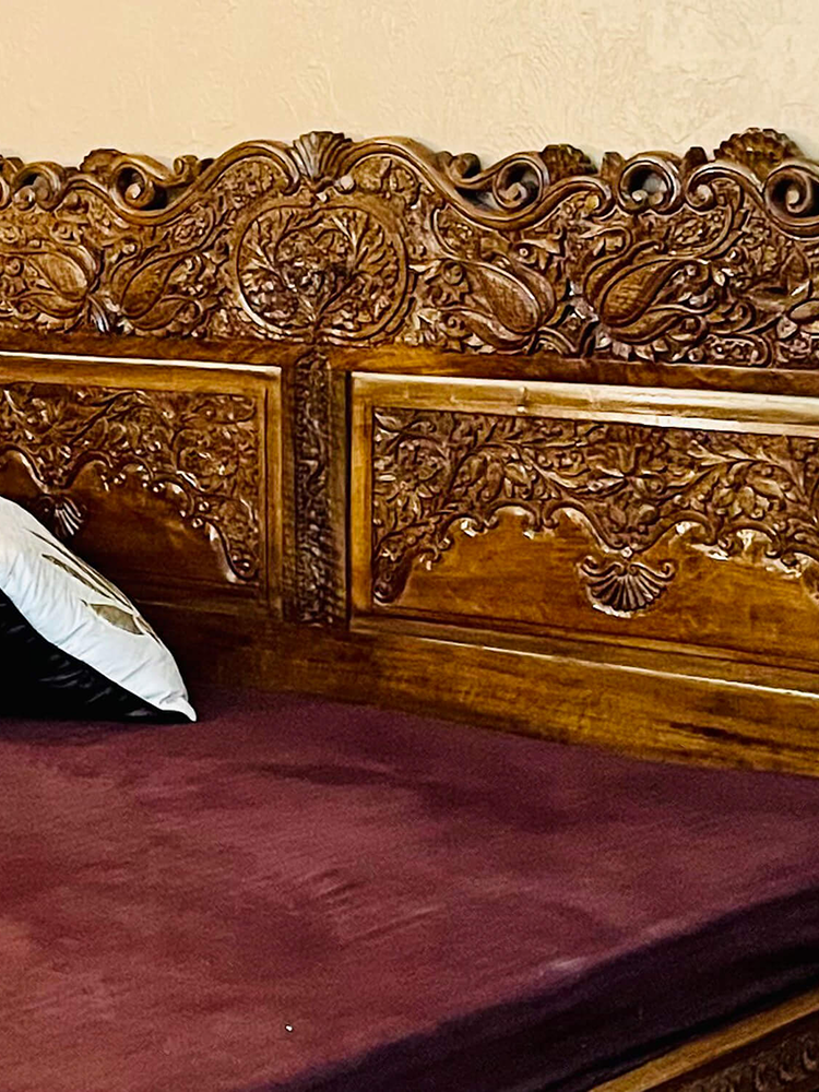 Almond poshkar Design Bed